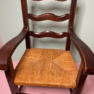 chaise enfant paillée vintage en bois