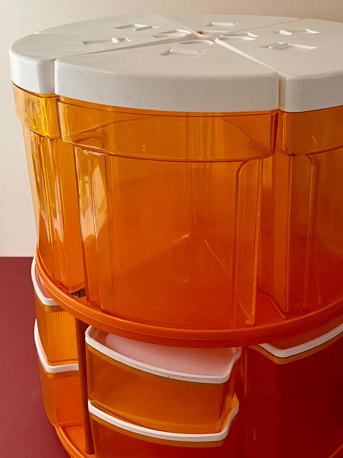 tour de rangement vintage plastique orange années 70